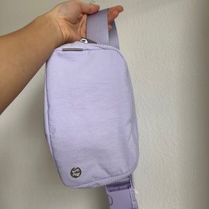 NWT Lululemon Everywhere Belt Bag